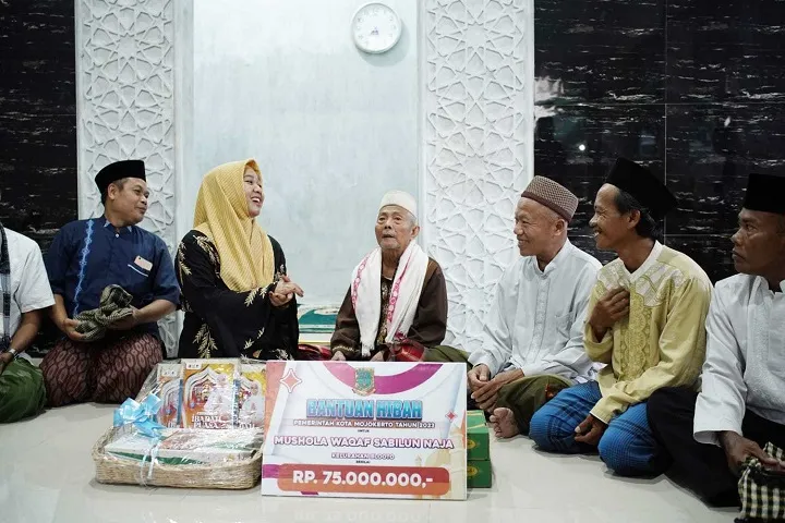 Safari Shubuh, Wali Kota Mojokerto Ajak Warga Pilah Sampah