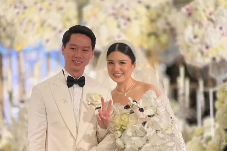 Baca juga : Pernikahan Kevin Sanjaya dan Valencia Digelar Mewah dan Romantis
