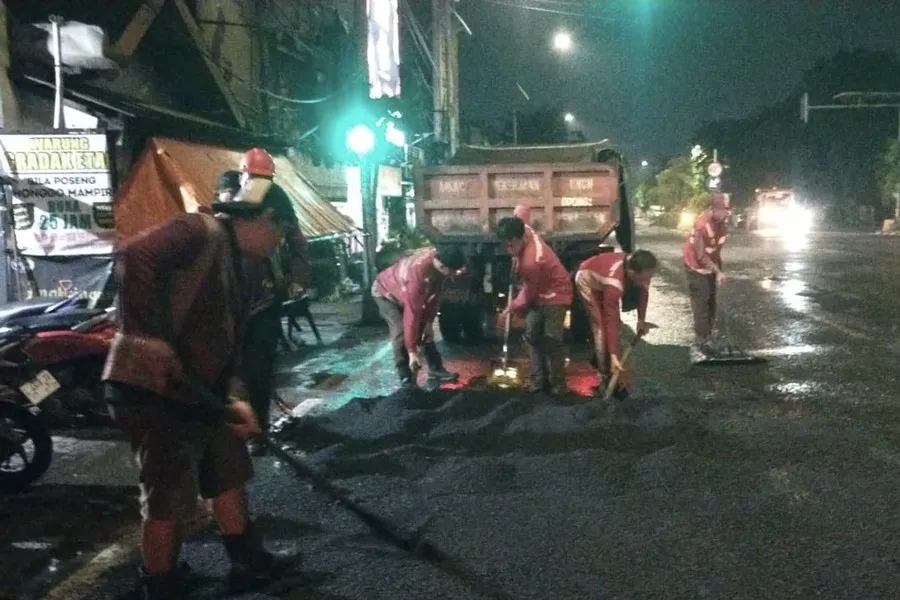 Per Hari, 100 Titik Jalan Berlubang Surabaya Diperbaiki