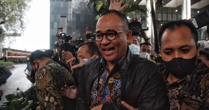 Pejabat Pajak Rafael, Akui Harley-Davidsonnya, Bodong!