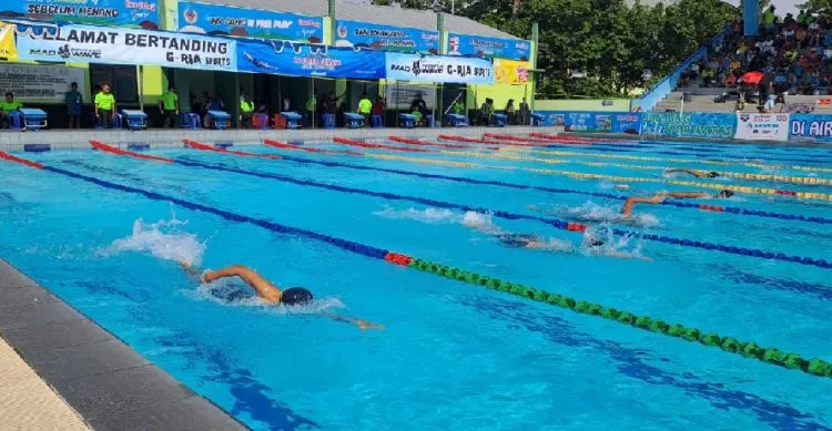Ratusan Atlet Renang Adu Kekuatan di Kejurda Renang Jatim 2023