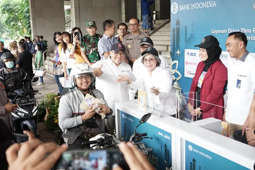 Antusiasme Tinggi, BI Jatim Utamakan Penukar Uang dari Aplikasi Pintar