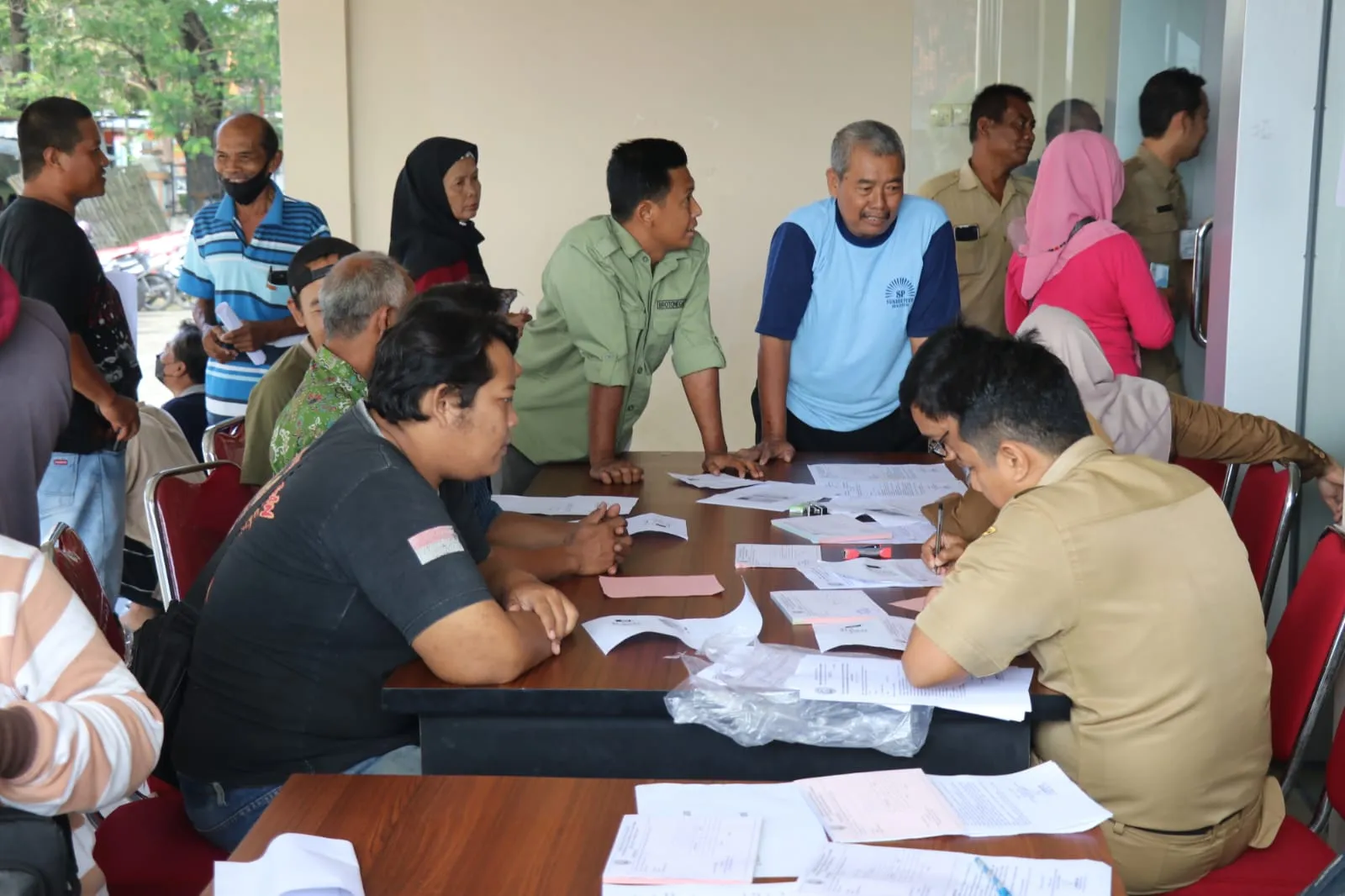 70 % Pedagang Lokal Isi Pasar Malam di Ponorogo