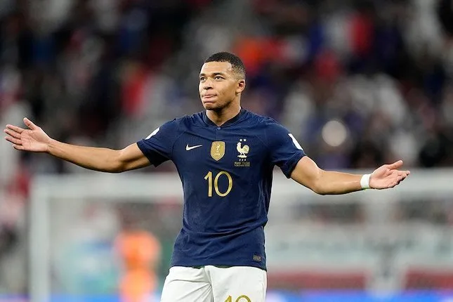 Ngamuk ke Klub, Mbappe: PSG Bukan Kylian Saint-Germain!