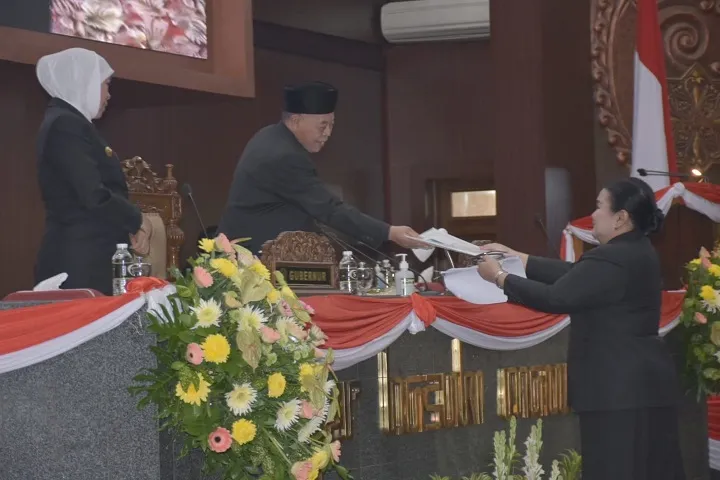 Pacu Kinerja Pemprov, Sembilan Fraksi Setujui LKPj Gubernur