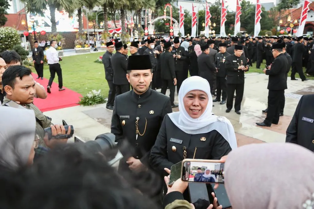 Gubernur Khofifah Tekankan Core Values ASN BerAKHLAK dan Berintegritas Saat Lantik 505 Pejabat Administrator dan Pengawas