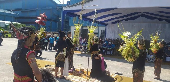 Diiringi Gending Kebo Giro, Temanten Tebu Ditemukan, Tandai Musim Giling Tebu PT RMI Tahun 2023