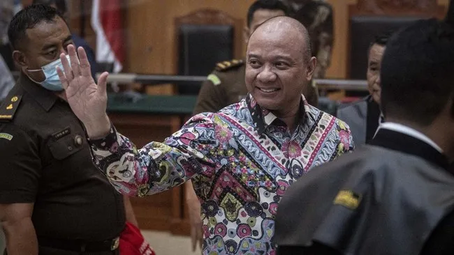 Tadi, Irjen Teddy Dijatuhi Hukuman Seumur Hidup.... Huuu...!