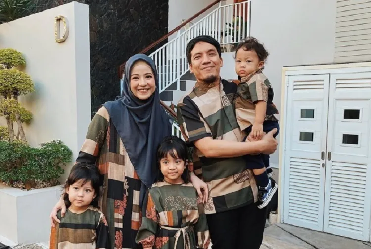 Penyebab Gugatan Cerai Diungkap Pengacara Desta, Begini Penjelasannya...