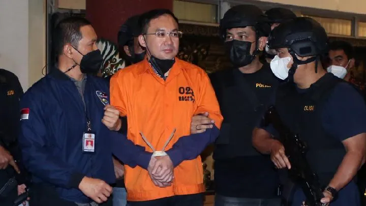 Apin BK, Bos Judi Online Urung Dengar Tuntutan Jaksa
