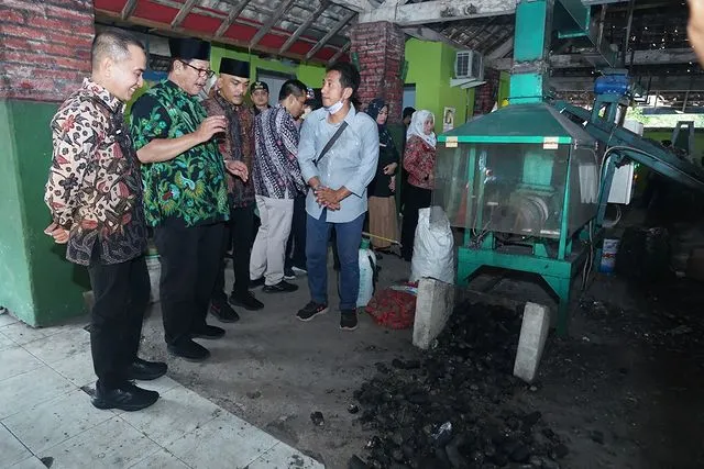 Pemkab Launching Rumah Daur Ulang Berkonsep Energi Terbarukan