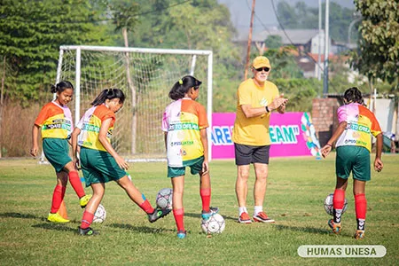 Baca juga : Gandeng Pemain Timnas Australia, PSSI Jatim Gelar Coaching Clinic