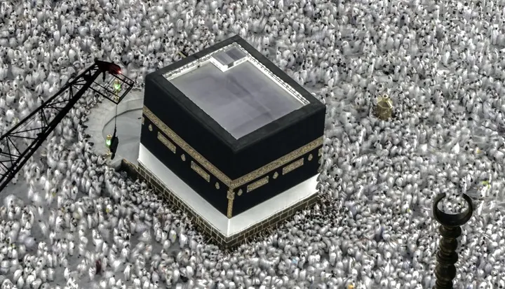 2 Juta Jamaah Tumplek-Blek di Masjidil Haram