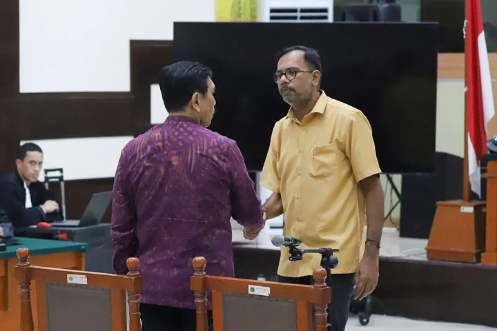 Luhut, Tak Habis Pikir Dituding "Lord" oleh Haris Azhar