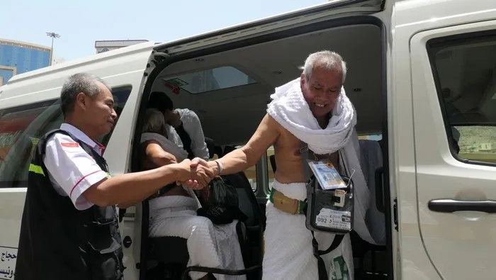 Panas 43 Derajat Celsius, Satu Kloter Terpisah Satu Minggu di Makkah