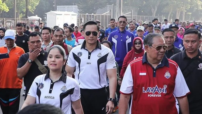 SBY, Dukung Anak Mega Temui AHY