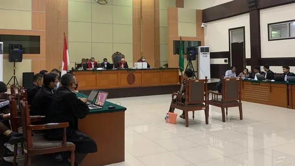 Staf Luhut Dituding Provokasi Menko Marves oleh Haris Azhar-Fatia