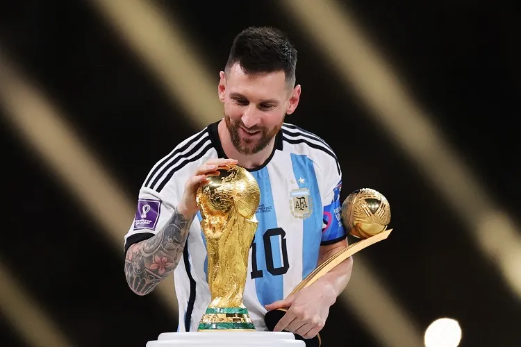 Baca juga : Sepakat Gabung Inter Miami, Segini Gaji Lionel Messi Sekarang