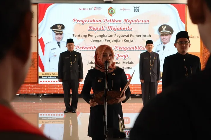 Bupati Ikfina Lantik 224 Pejabat Fungsional