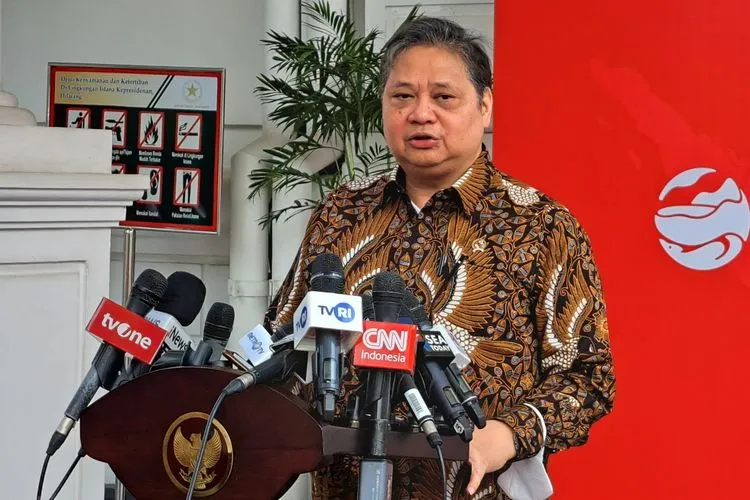 Golkar Gejolak, Airlangga Tegar
