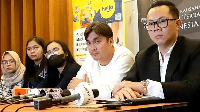 Rendy Kjaernett Ketahuan Selingkuh, Nangis, Beda dengan Syahnaz
