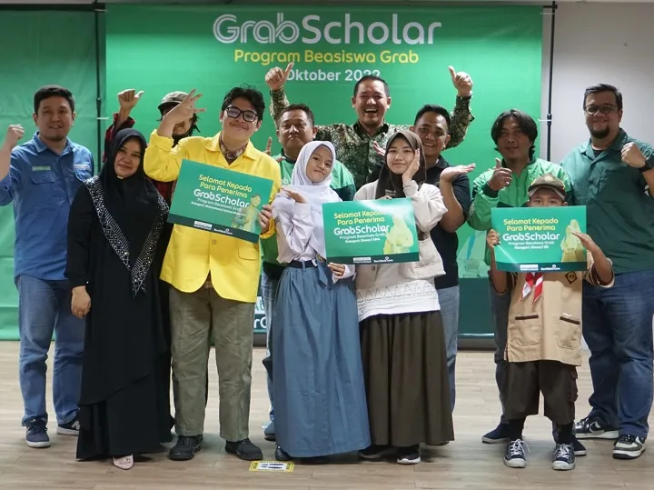 Grab Kembali Gelar Program Beasiswa Bagi Ribuan Pelajar se-Indonesia