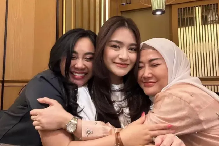 Nathalie Holscher Putuskan Lepas Hijab Demi Kesehatan, Sahabat Ungkap Alasannya...