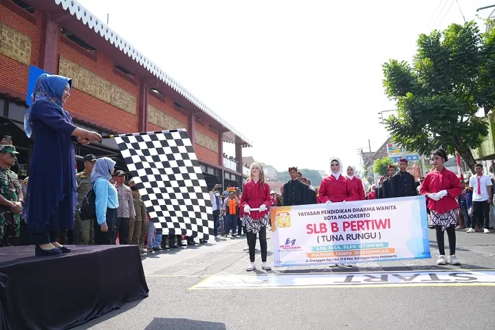 Gerak Jalan Tematik, Warnai Perayaan HUT RI di Kota Mojokerto