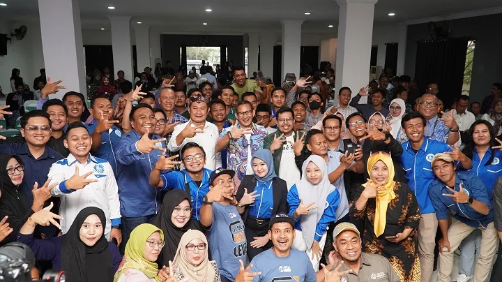 Sandiaga Uno Kagumi Etos Kerja Warga Lamongan Tinggi
