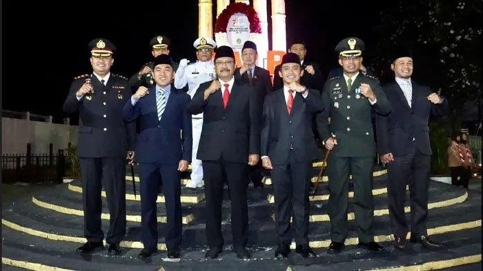 Wali Kota Pasuruan dan Forkopimda Apel Kehormatan dan Renungan di TMP