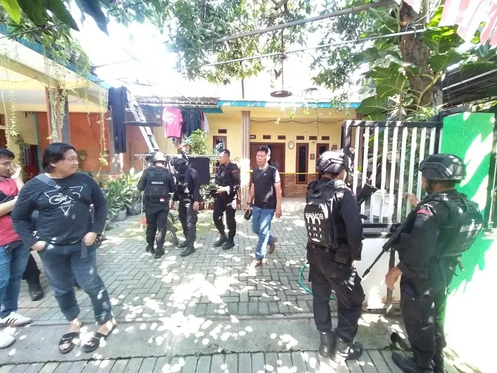 Rumah Panitia Pilkades di Pasuruan Dilempar Bondet