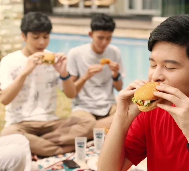 Sambut Ulang Tahun Colonel Sanders, KFC Indonesia Luncurkan Paket Baru