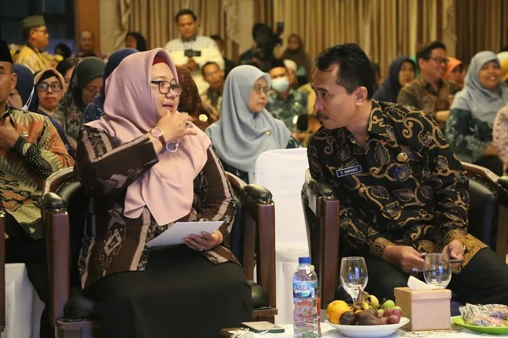 Dispendik Gresik Minta Sekolah Gelorakan Perpustakaan Digital
