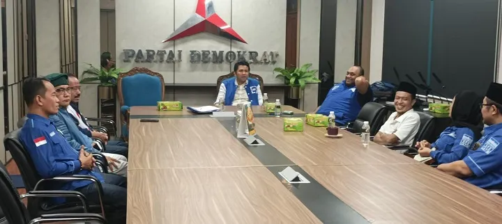 Emil Dardak Ajak Kader Demokrat Jatim Tegak Lurus AHY