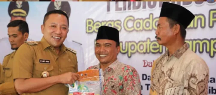 Bupati Sampang Peduli Nasib Petani yang Nestapa