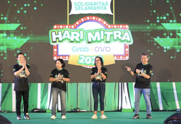 Di Hari Mitra Grab & OVO, Berikan Bantuan Dana Tunai hingga Beasiswa Senilai Total 16,2 Miliar