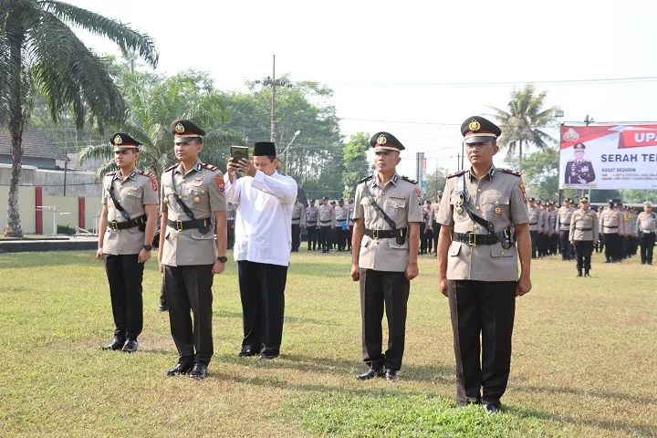 Sertijab Kasat Reskrim dan Kasat Samapta Polres Blitar