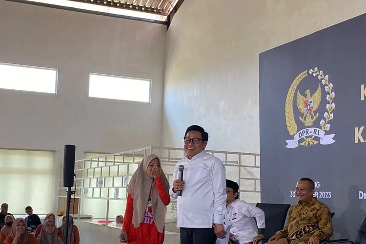 Cak Imin Janjikan Akan Menekan Kenaikan Cukai Rokok Agar Buruh Kerja Linting Lebih Sejahtera