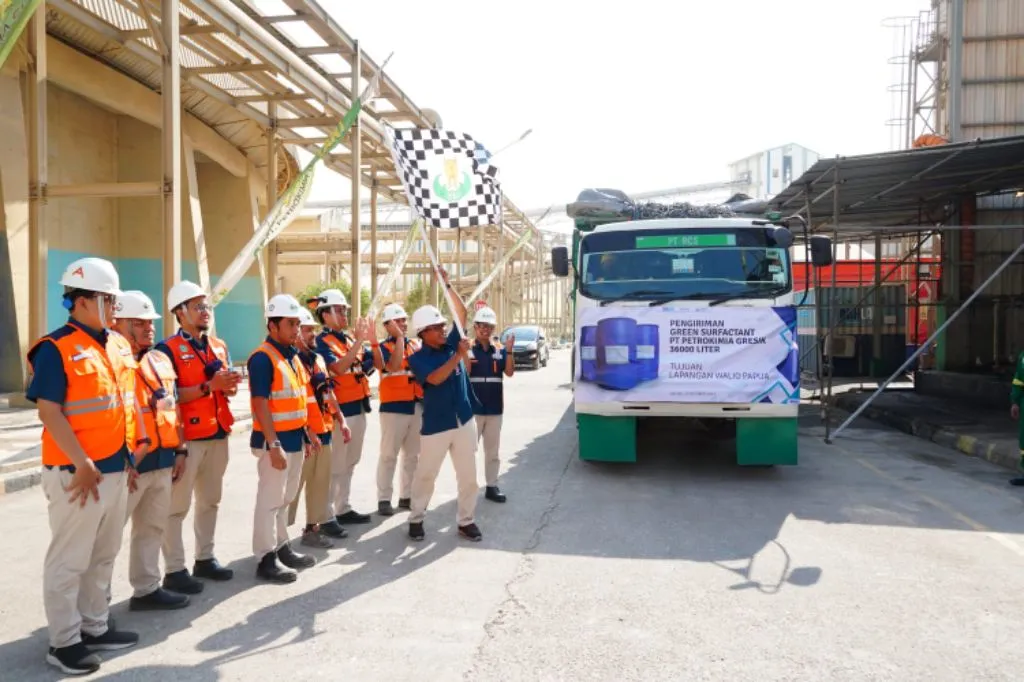 Petrokimia Gresik Suplai 36 Ribu Liter Green Surfactant