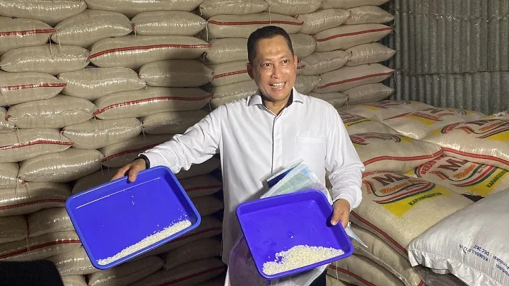 Baca juga : Karung Beras Bulog Diganti, Harga Dinaikan Rp 3,700 per Kilogram