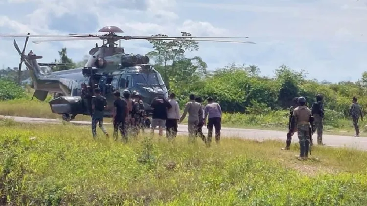 Baca juga : Warga Kampung Eronggobak di Papua Dilaporkan Mengungsi Disekitar Pos TNI