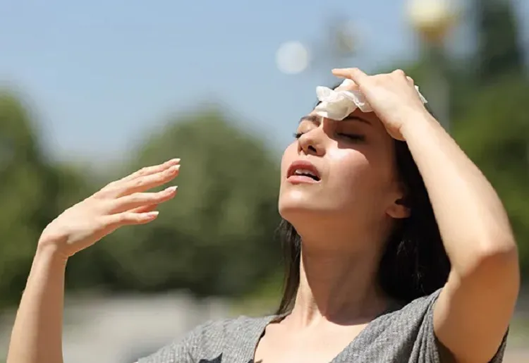 BMKG Laporkan Gejala Heat Stroke di Tengah Cuaca Ekstrem, Begini Gejala dan Cara Mengatasinya