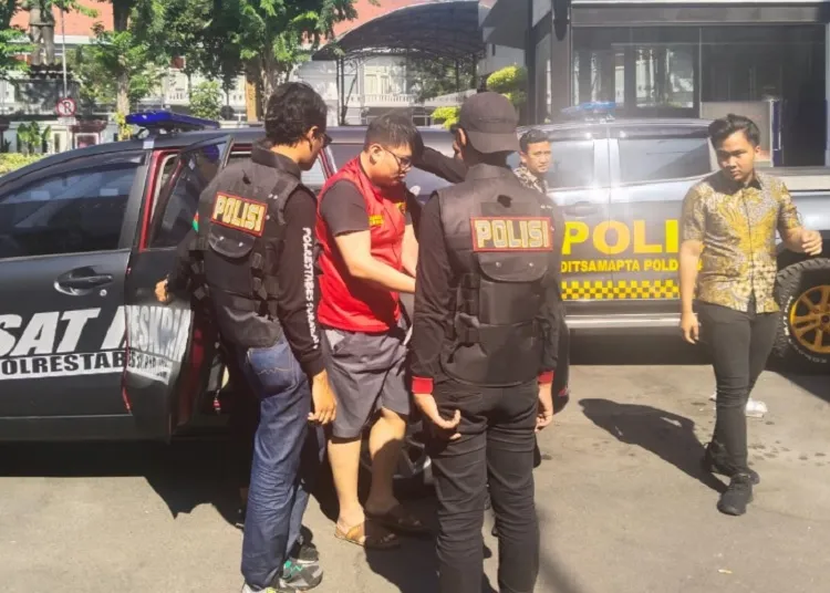 Selasa Hari Ini, Polrestabes Surabaya Gelar Rekonstruksi Penganiayaan Ronald Tannur di Blackhole KTV Club