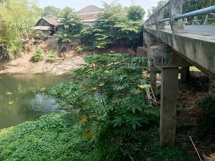 Warga Bantaran Sungai Kali Gunting Jombang Terancam Kehilangan Rumah