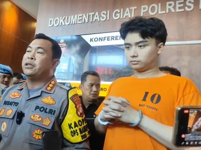 Anak Betharia Sonata-Willy Dozan, Cemburui Pacar