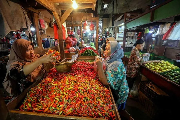 Jelang Nataru, Para Pedagang Warteg Keluhkan Harga Cabai Meroket Lagi
