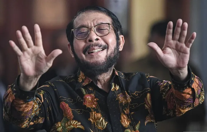 Ipar Jokowi, Bermanuver