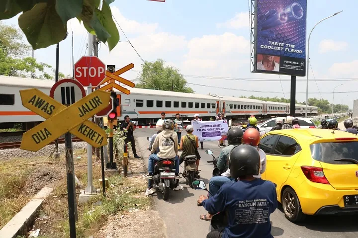 PT KAI Daop 7 Madiun Lakukan Upaya Hukum Pengemudi Truk Penemper Kereta Api