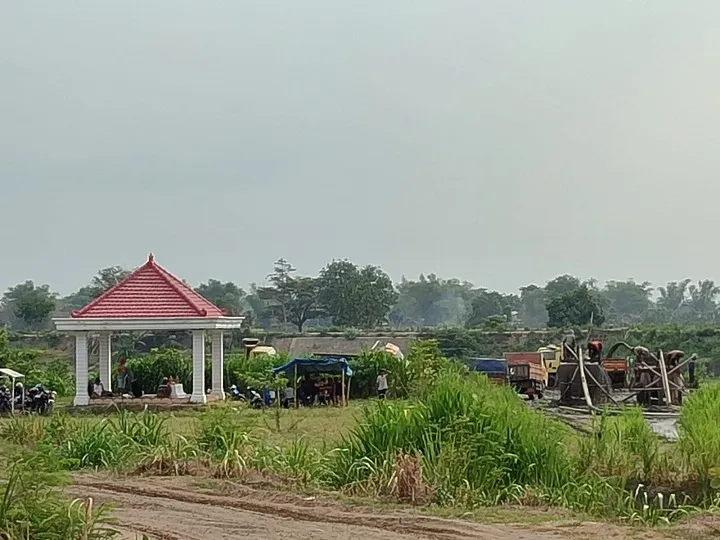 Dhu!! Tambang Pasir Ilegal Marak di Sungai Konto Gudo Jombang