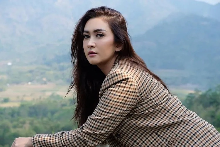 Klarifikasi Nafa Urbach, Sosok Artis Inisial N yang Konsumsi Obat Keras di Kafe Senopati